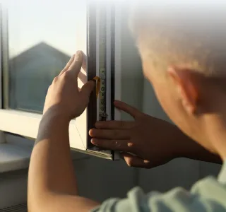 Как утеплить пластиковые окна? - фото